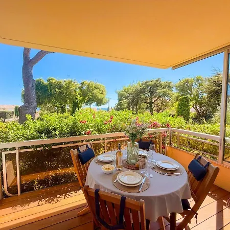 Apartmán T2 Avec Terrasse A *