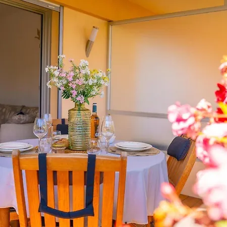 Apartmán T2 Avec Terrasse A