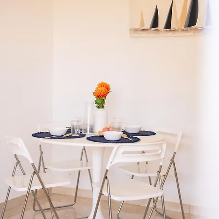 Appartement T2 Avec Terrasse à Bandol